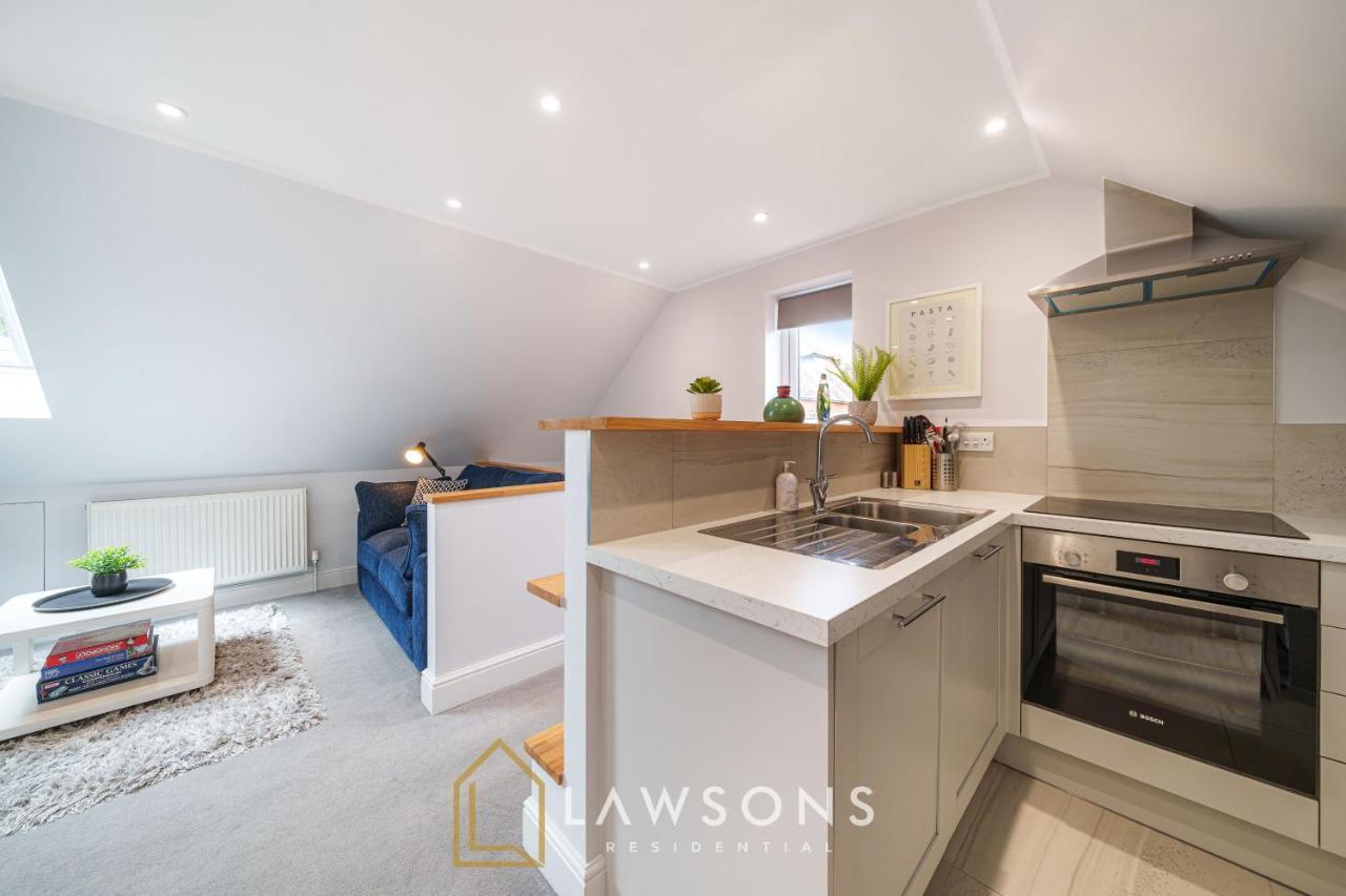 Loft Living By Lawsons With Parking Apartamento Windsor Exterior foto